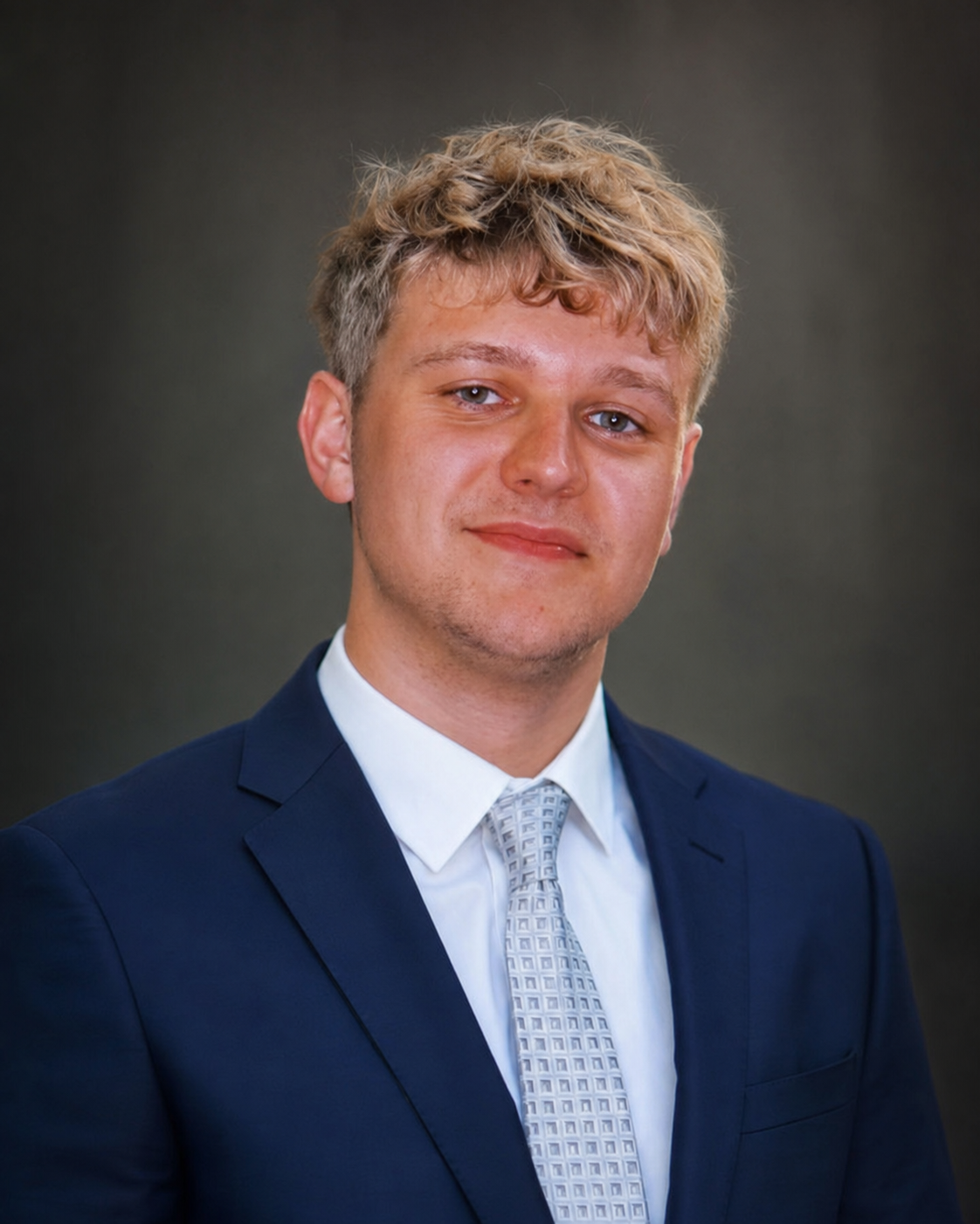 Shae Kuhnke Headshot